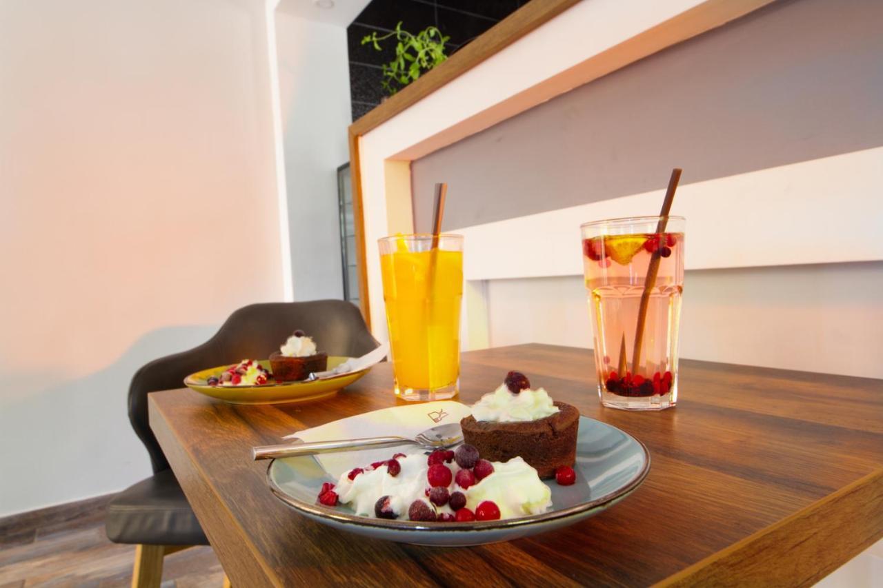 Bed and Breakfast Sungarden Vendeghaz Sajoszoged Экстерьер фото